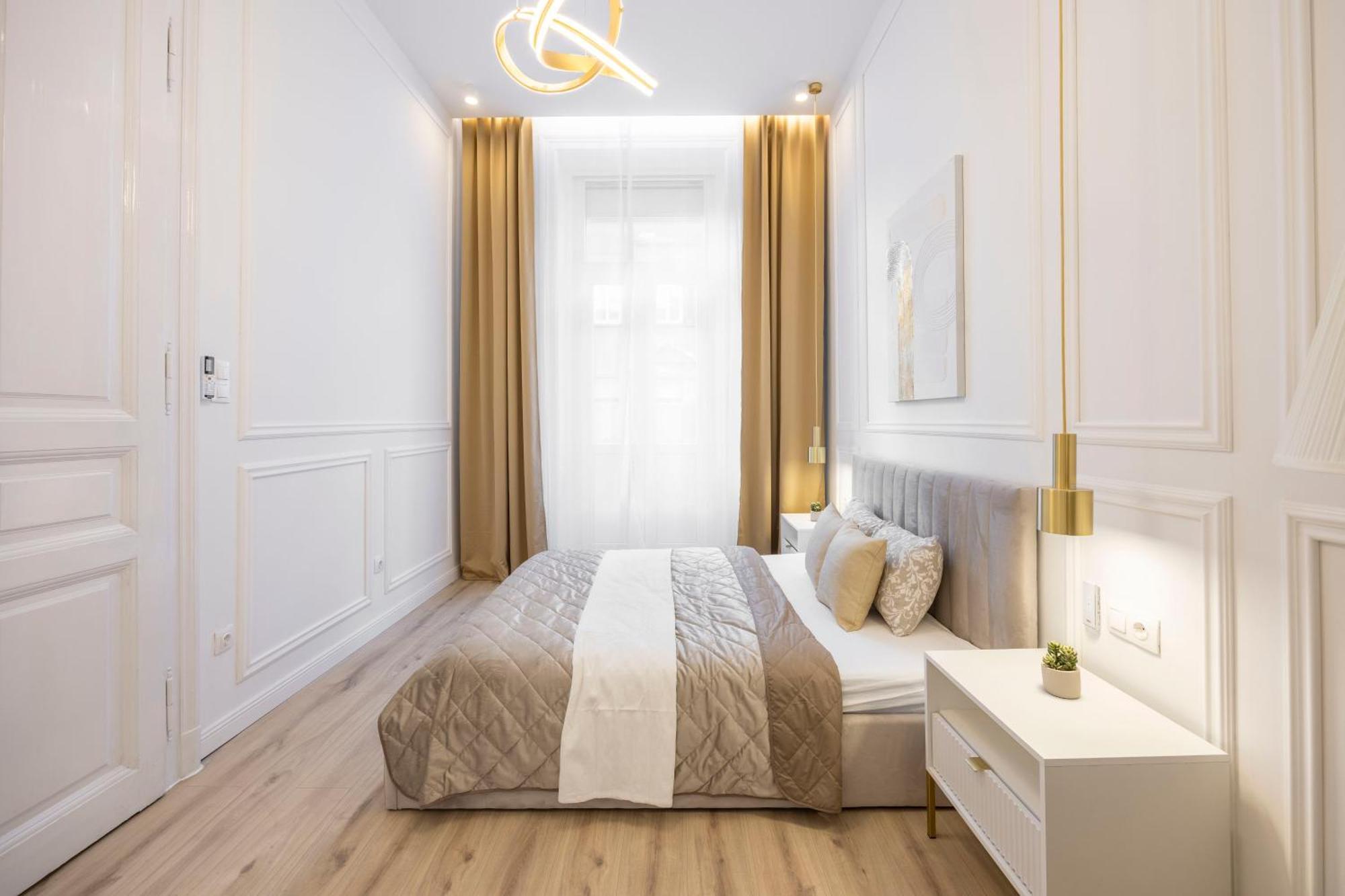 Exclusive & Prestigious Central Residence W/ Balcony Budapesta Exterior foto