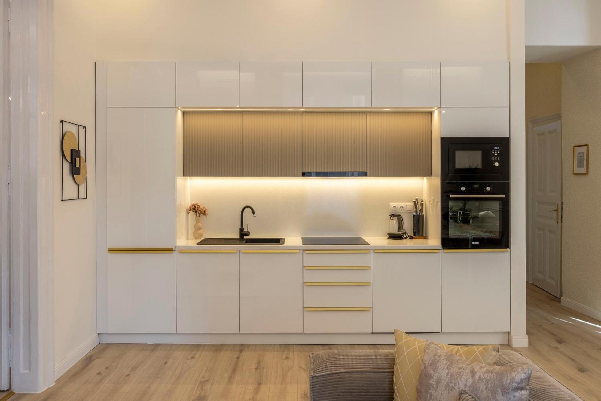 Exclusive & Prestigious Central Residence W/ Balcony Budapesta Exterior foto